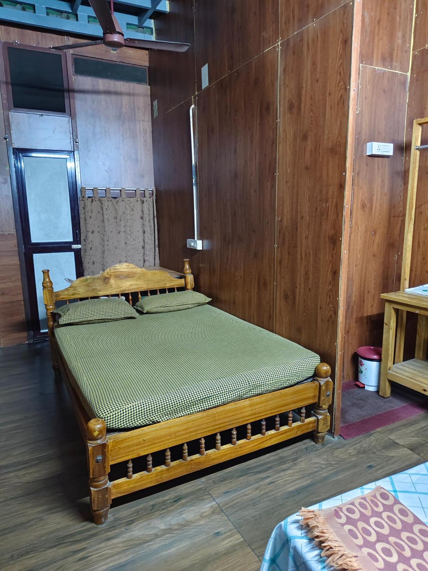 Thoms Beach Homestay Alappuzha Buitenkant foto