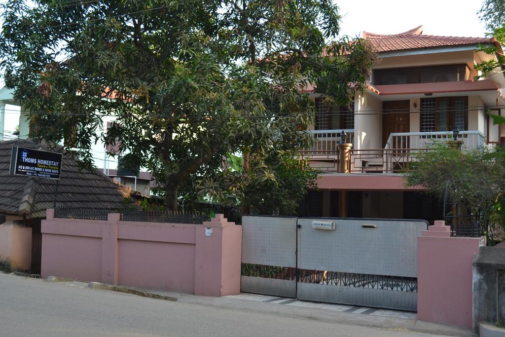Thoms Beach Homestay Alappuzha Buitenkant foto