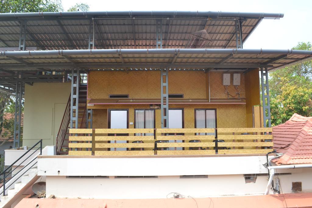 Thoms Beach Homestay Alappuzha Buitenkant foto