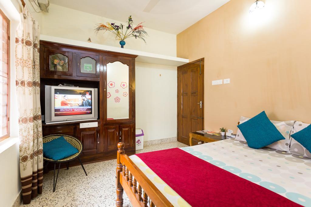 Thoms Beach Homestay Alappuzha Buitenkant foto